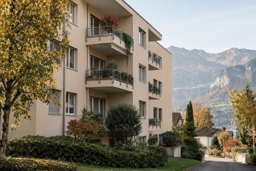 Gepflegtes Mehrfamilienhaus in einem Rheintaler Dorf